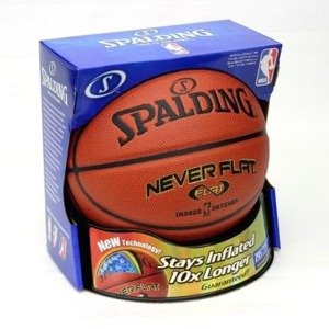 Spalding Never Flat indoor/outdoor Basketball - 3001530010017 + Air Jordan Essential Ball Pump 