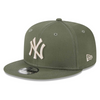 New Era 9FIFTY MLB NY New York Yankees League Essential Olive/Stone Snapback Cap- 60424695